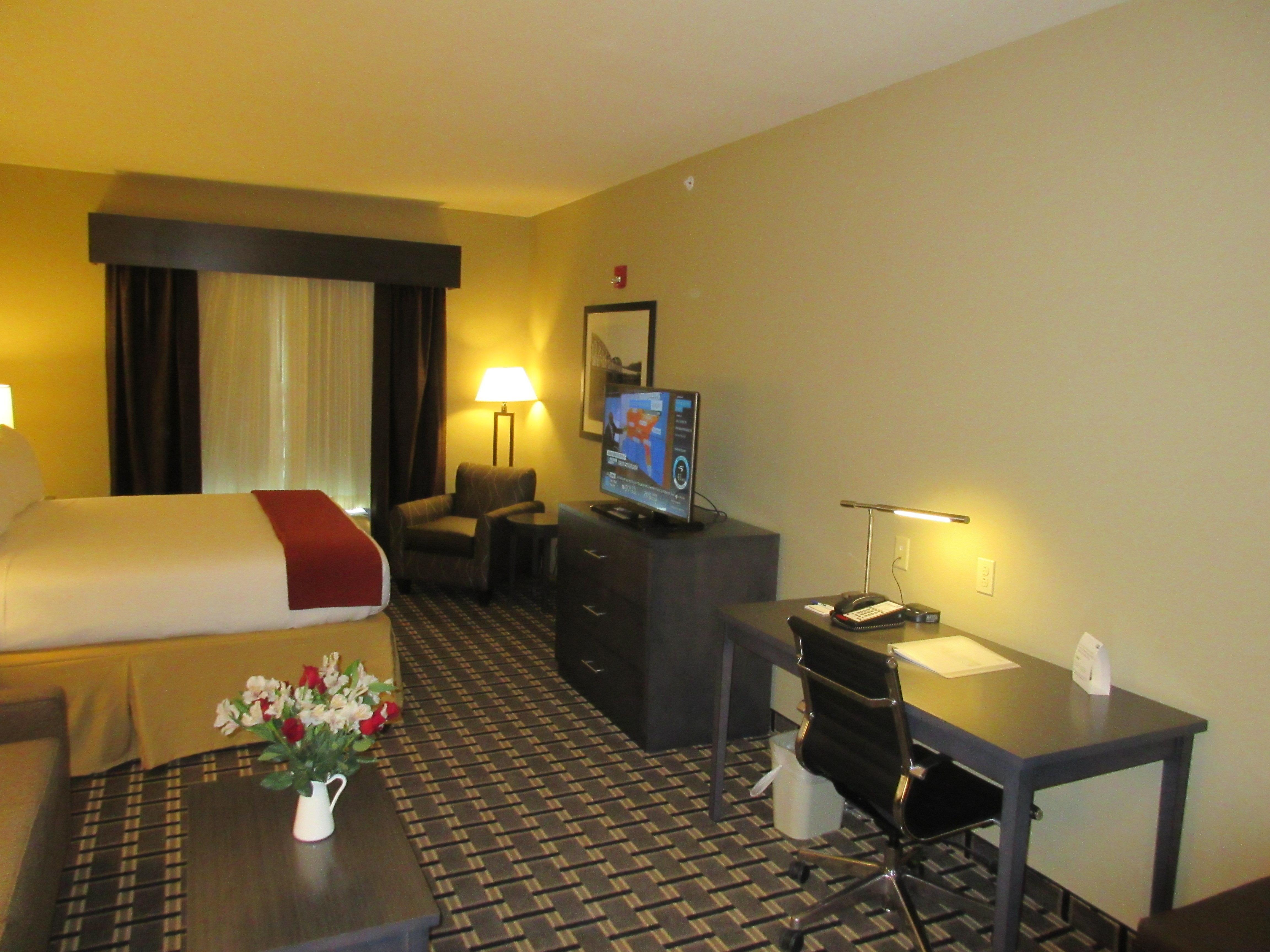 Holiday Inn Express & Suites Butler By Ihg Eksteriør billede