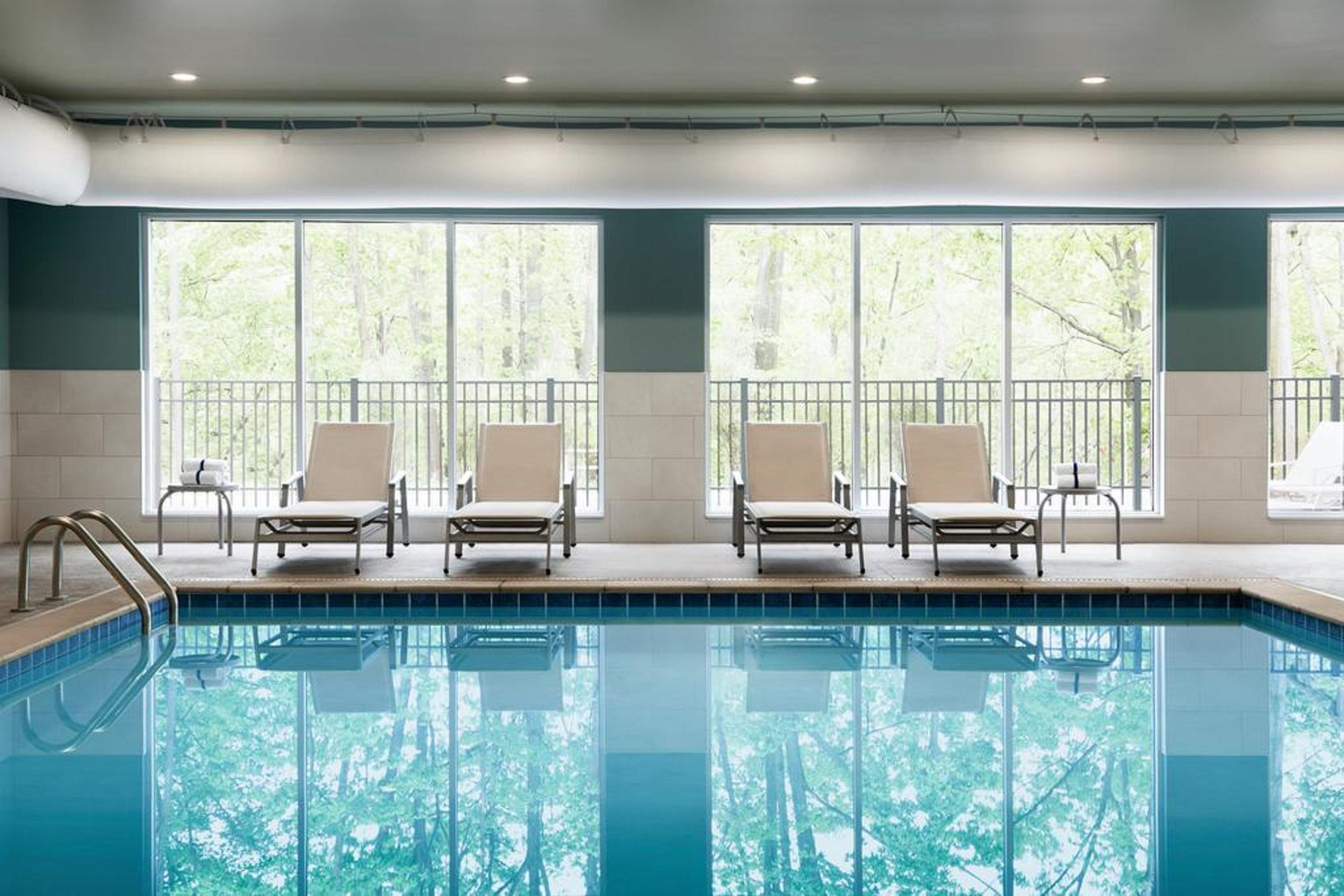 Holiday Inn Express & Suites Butler By Ihg Eksteriør billede
